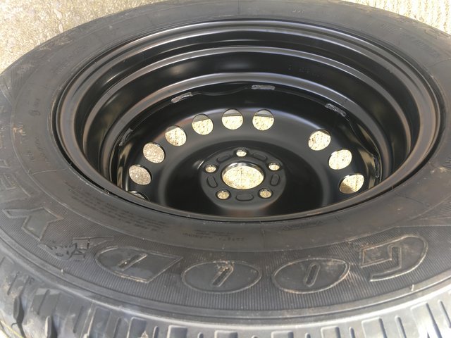 Image 5 of Land Rover spare wheel and tyre unused
