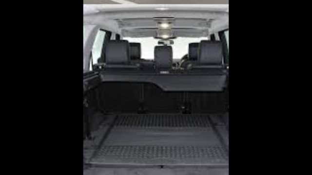 Image 3 of Discovery 3 Discovery 4 parcel shelf