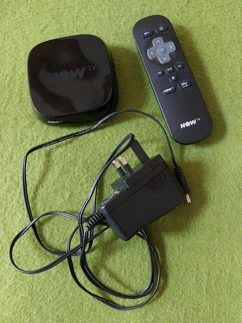 Preview of the first image of NOW TV BOX HD Streamer 4200SK inc power supply plug.