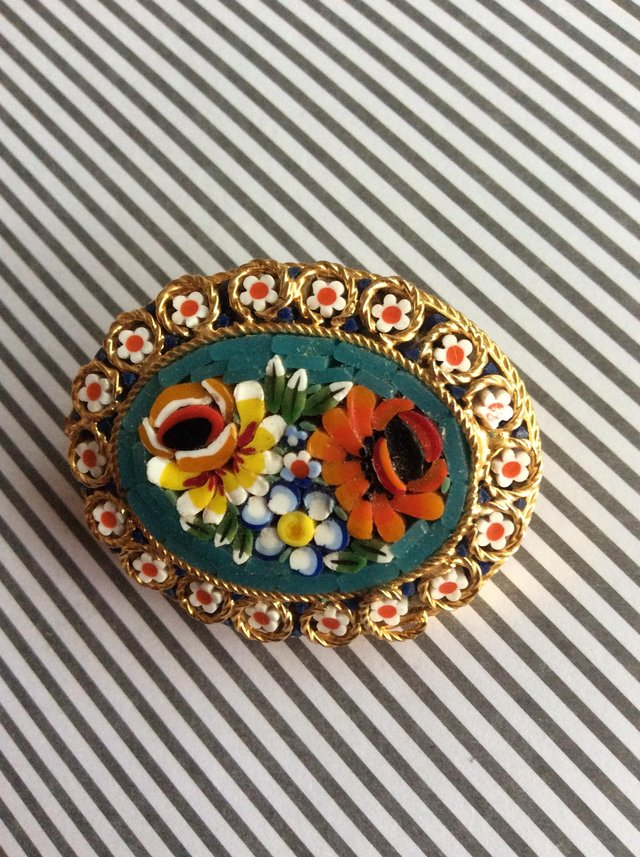 Image 3 of Vintage Micro Mosaic brooch with flowers