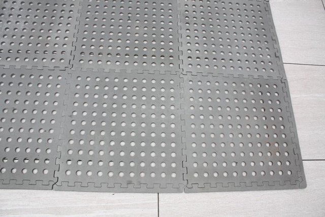 Image 2 of Outdoor Interlocking foam mats
