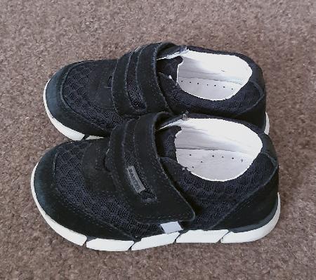 Preview of the first image of Bartek Toddlers Black Velcro Trainers - Size EU 22.