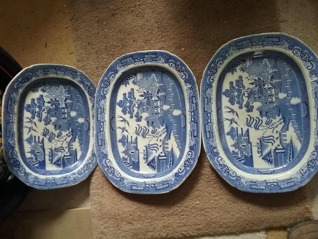 Preview of the first image of Willow Pattern Meat Dishes 19th century.