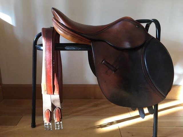 Preview of the first image of Close contact Pessoa style leather pony saddle.