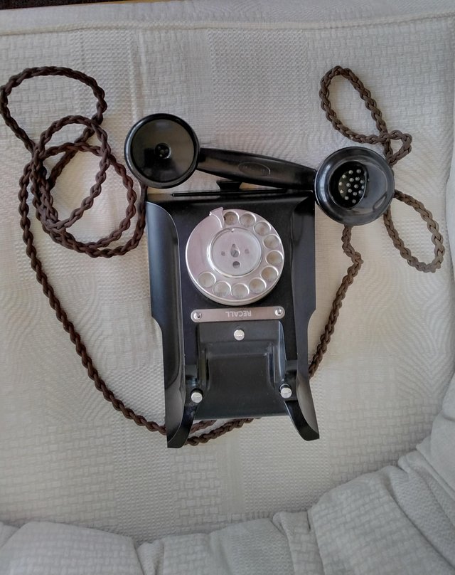 Image 2 of Telephone.antique Black Bakelite.