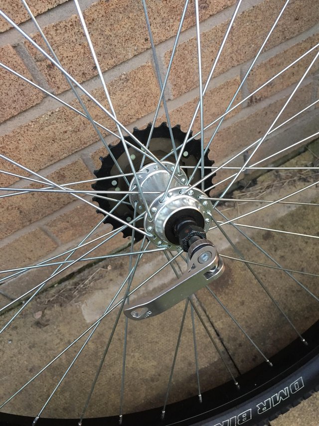 Image 3 of 26 mtb wheels 7 speed with tyres