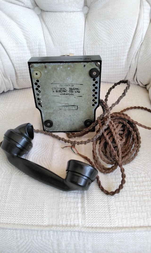 Image 3 of Telephone antique. Black Bakelite.