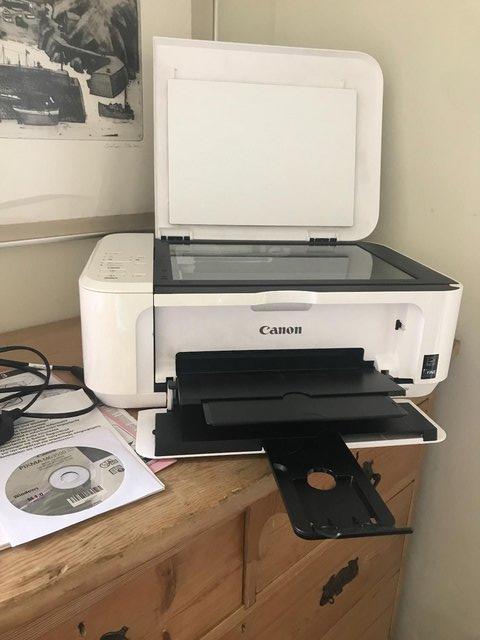 Preview of the first image of FREE Canon PIXMA MG3550 scanner and printer.