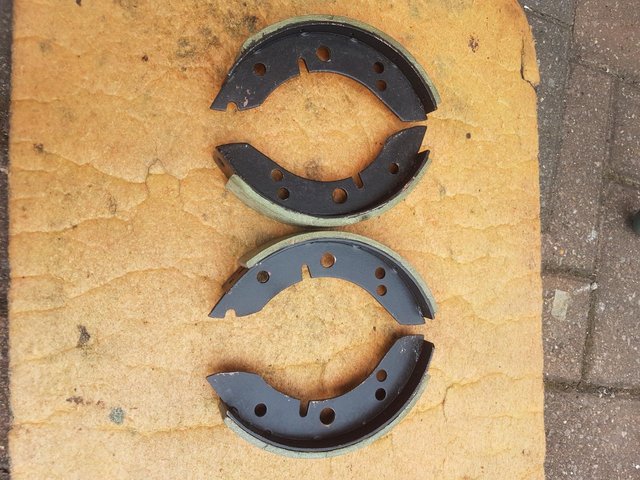 Image 2 of Classic and retro vehicle brake shoes