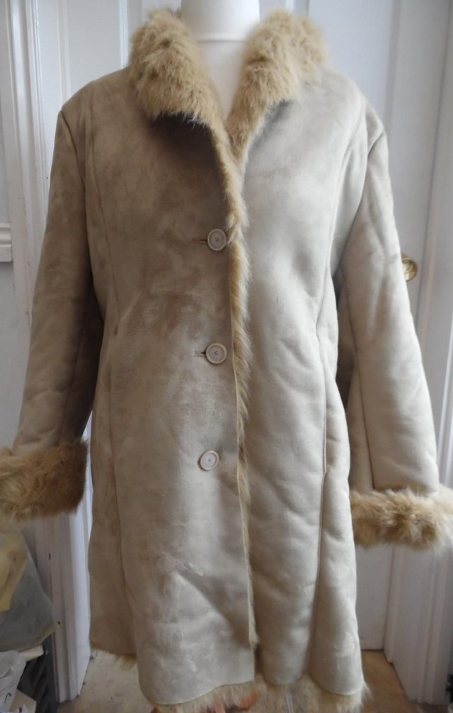 Preview of the first image of Ladies Faux Fur Coat size 20 in excellent condition.