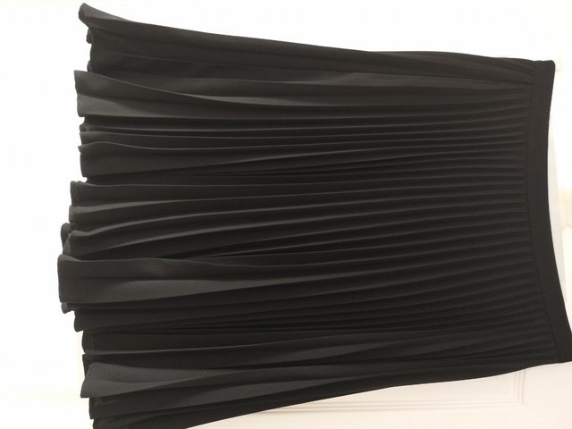 Preview of the first image of French Connection Black Pleated Skirt Size 14.