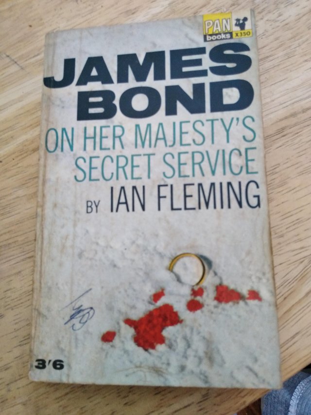 Preview of the first image of James Bond - On Her Majesty's Secret Service - Pann Books.