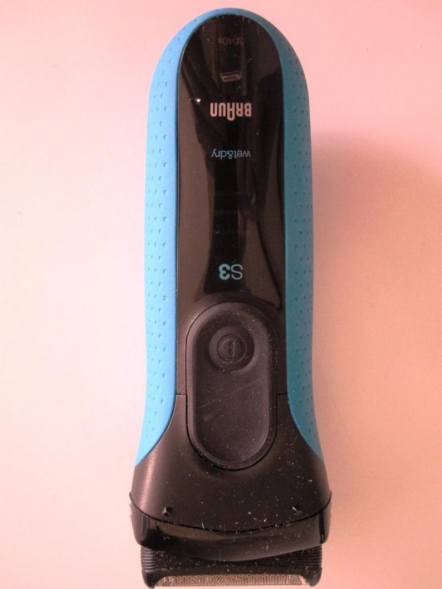 Image 2 of Braun Series 3 ProSkin 3040s Wet & Dry Electric Shaver.