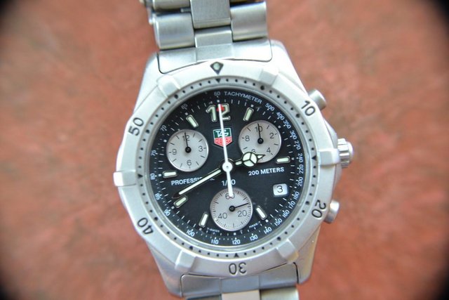 Preview of the first image of Tag Heuer Classic 2000 Chronograph..