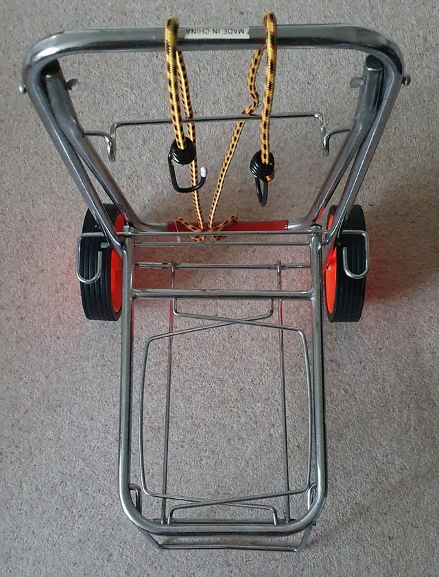 Image 2 of Foldable lightweight luggage trolley