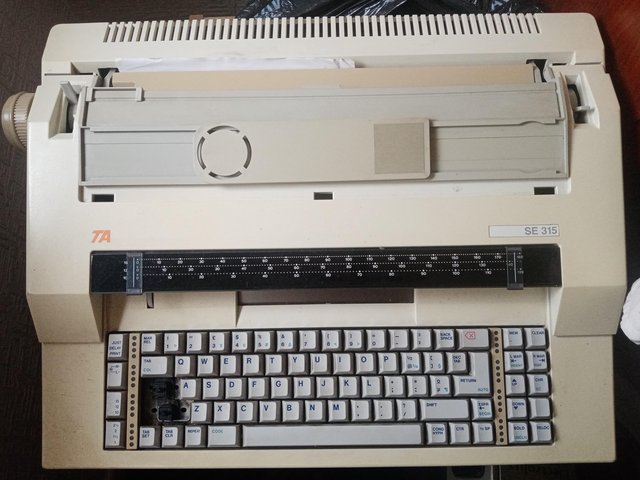 Preview of the first image of Electric Type Writer / Word Processor, used.