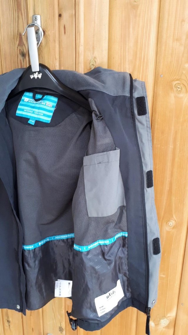 Image 3 of Age 9-10 Mountain Warehouse Fizz Waterproof lined coat EUC
