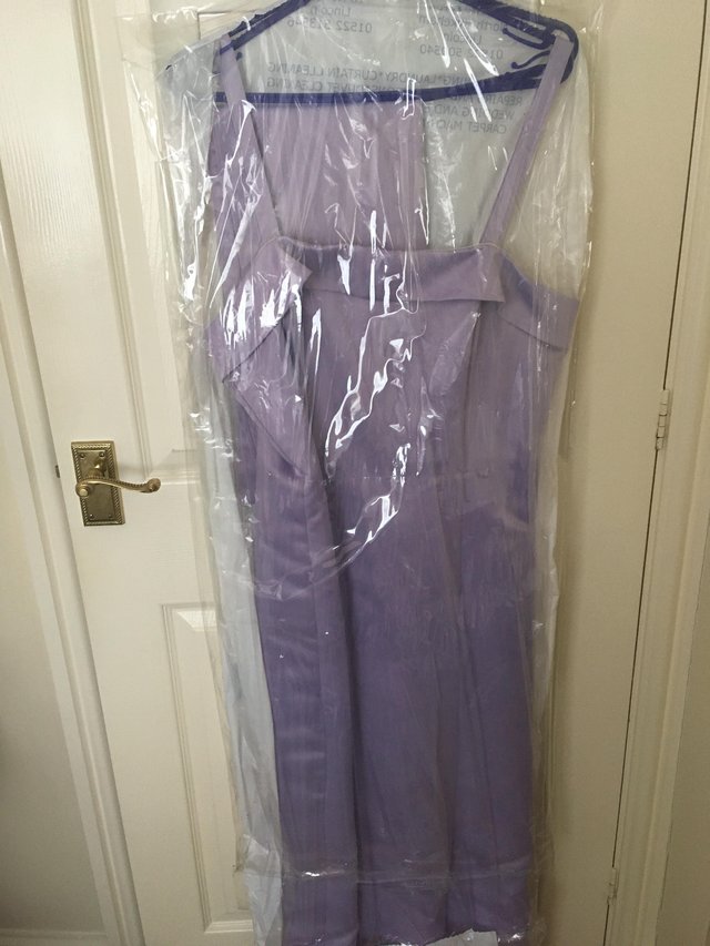 Preview of the first image of Lilac sleeveless long bridesmaid dress.
