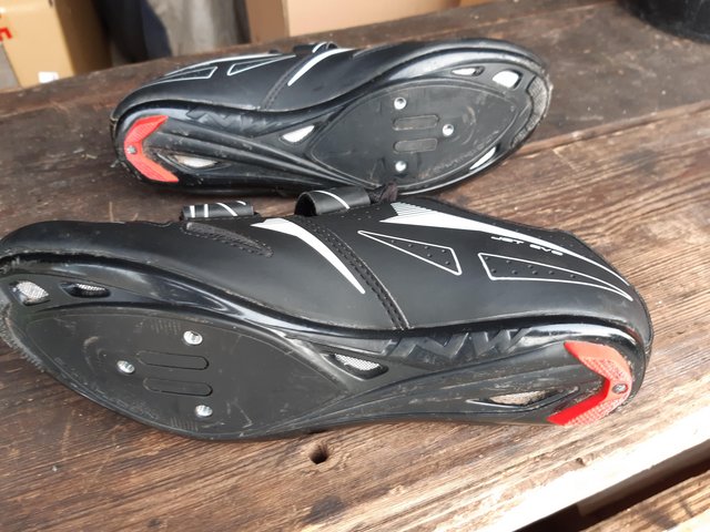 Preview of the first image of North Wave Jet Evo road cycling shoes.