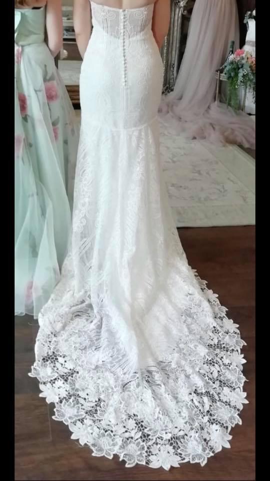 Image 3 of Size 6 White April Brand New Wedding Dress for sale