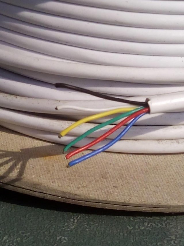 Image 2 of 6 core alarm cable £ 1 per m - nice bargain