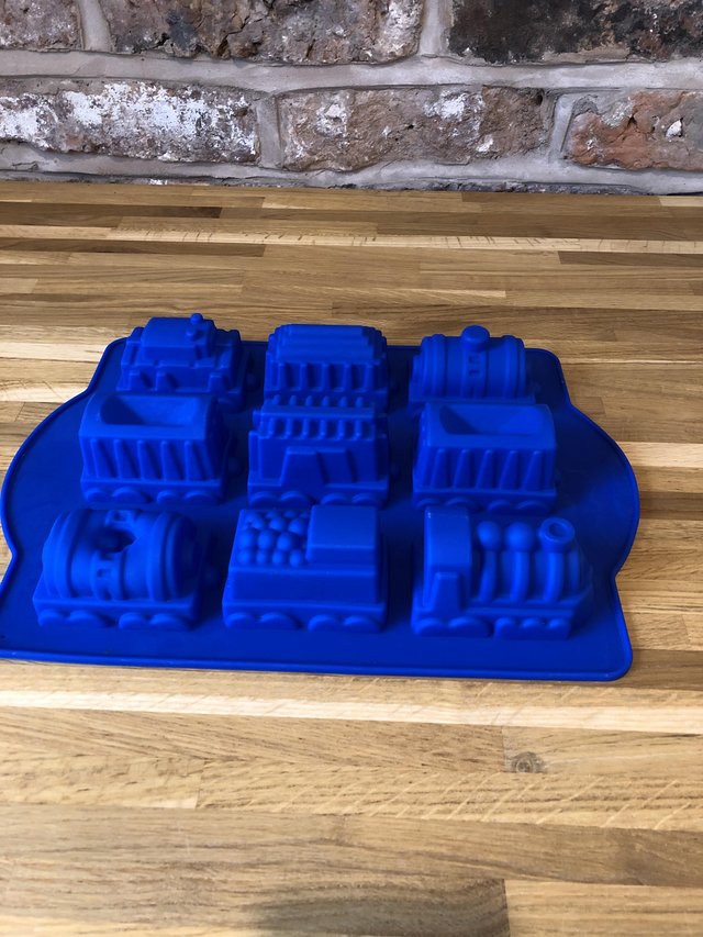 Image 3 of Silicone cake baking mould for sale - train