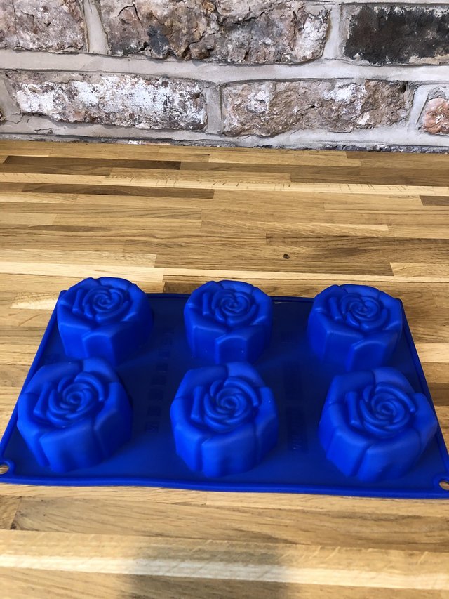 Preview of the first image of Silicone baking cake mould for sale - roses.