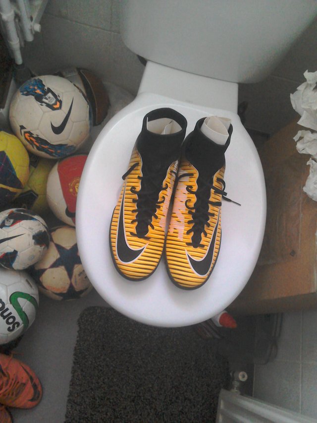 Image 3 of Nike mercurial X football boots,