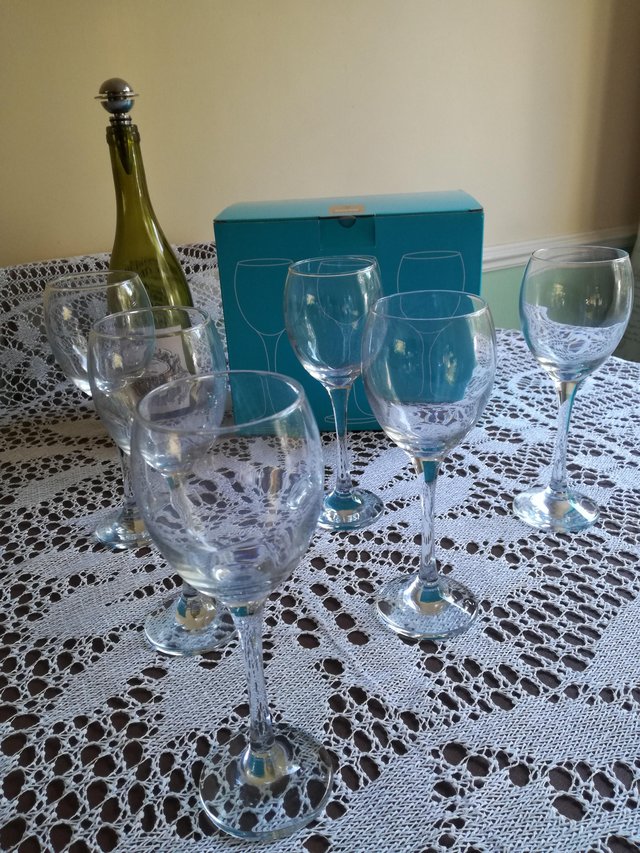 Preview of the first image of 6 white wine glasses from Argon Tableware range.