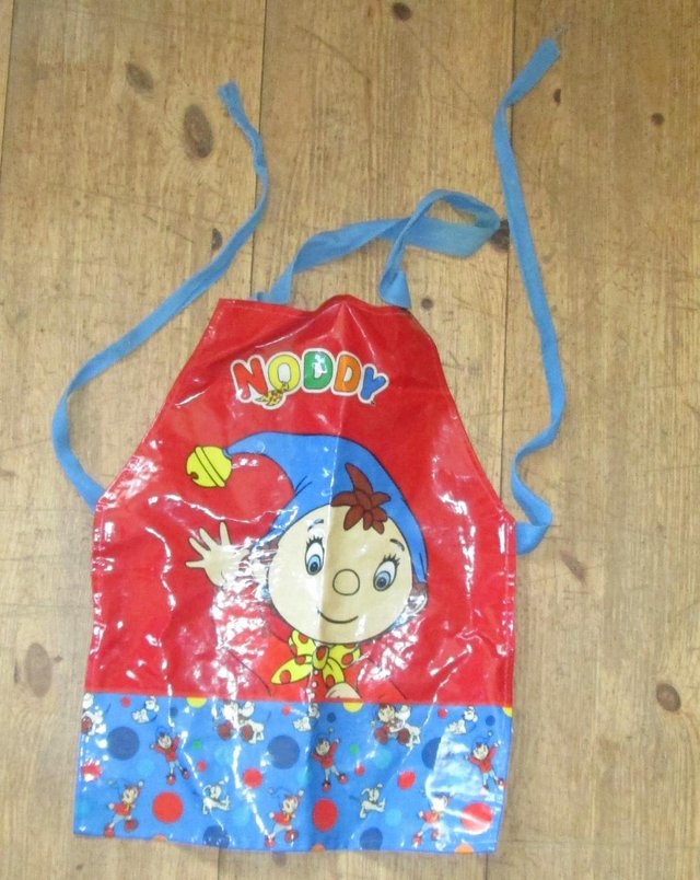 Preview of the first image of Genuine Noddy Apron for a child (Incl P&P).