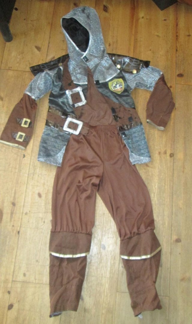 Preview of the first image of Disney Narnia Prince Caspian Costume Age 5-8 years.