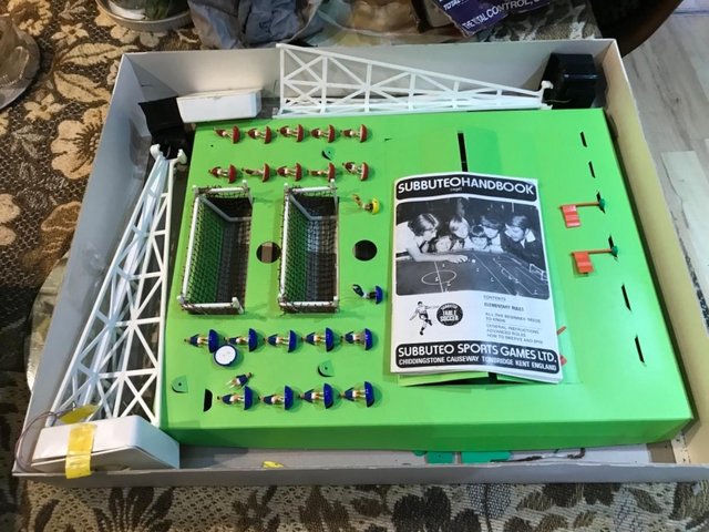 Image 3 of Table football game fantastic game comes in original box