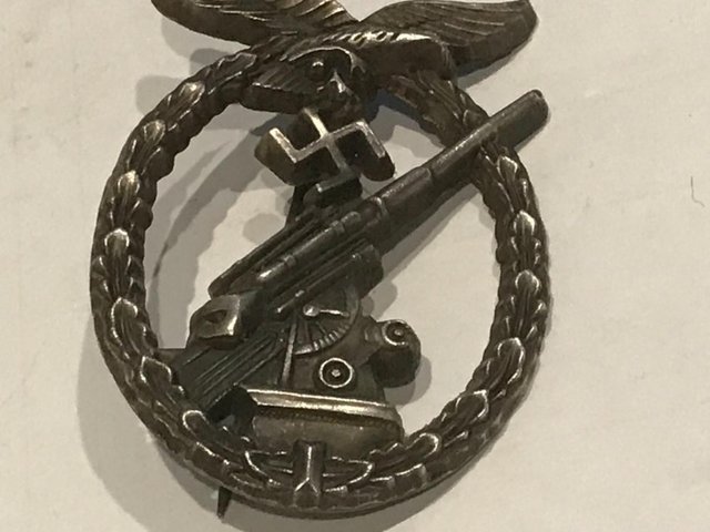 Image 3 of German anti aircraft section badge 2WW
