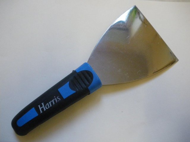 Preview of the first image of Harris Professional Scrapers Paint Removal Decorators Tool.
