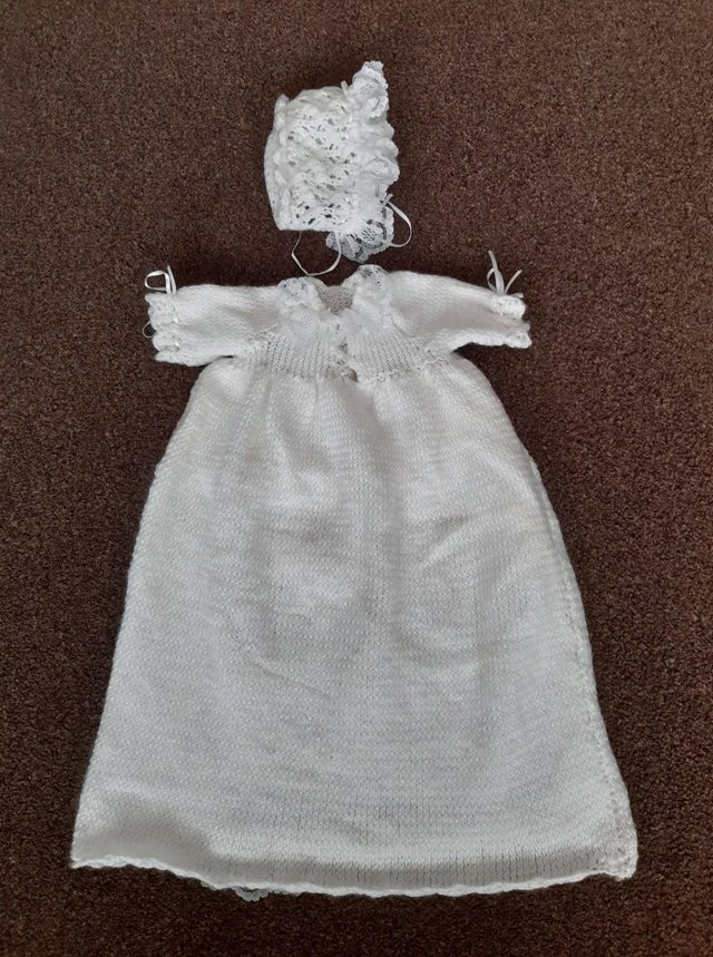 Image 2 of Beautiful White Knitted Babies/Dolls Outfit     BX35