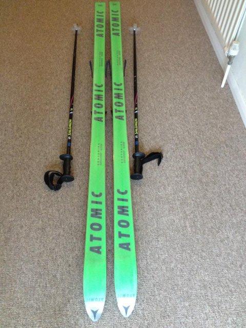 Image 2 of Atomic Tricomp 527 190cm skis with Salomon Driver 797 bnding