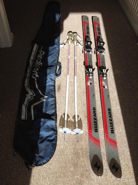 Preview of the first image of Blizzard Mid 5050 180cm skis with Salomon S637 bindings, Ros.