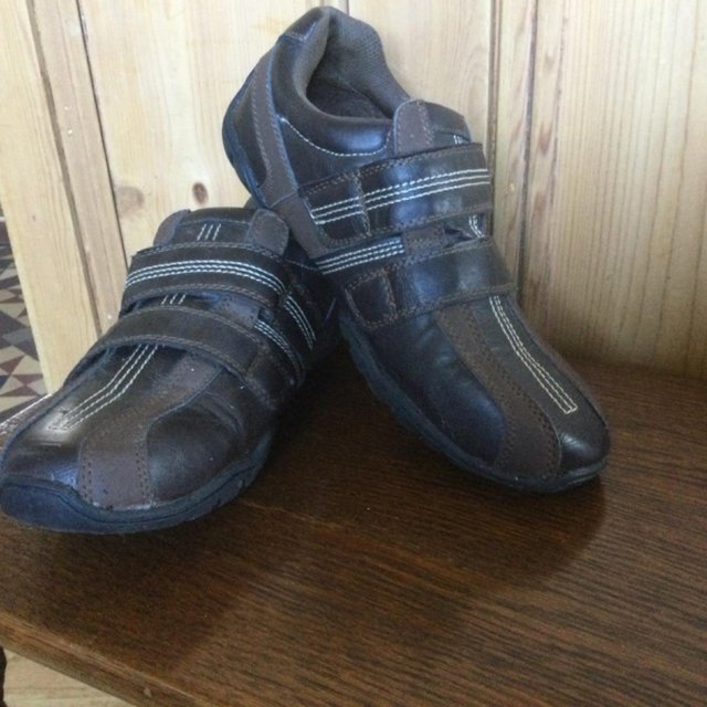 Image 2 of Brown Sz 7 Trainers, Very Good Condition, Velcro Straps