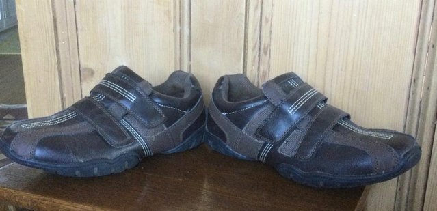 Image 3 of Brown Sz 7 Trainers, Very Good Condition, Velcro Straps