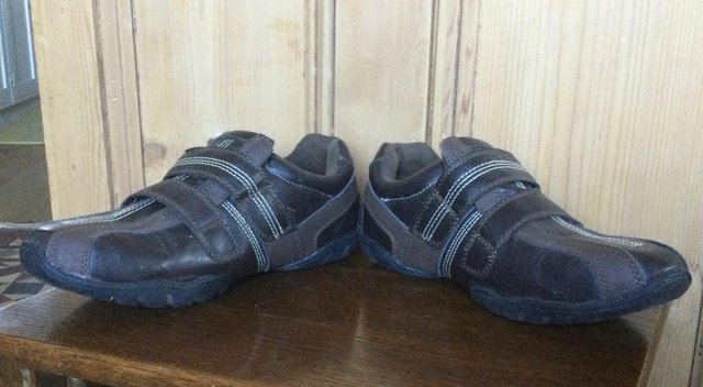 Image 4 of Brown Sz 7 Trainers, Very Good Condition, Velcro Straps