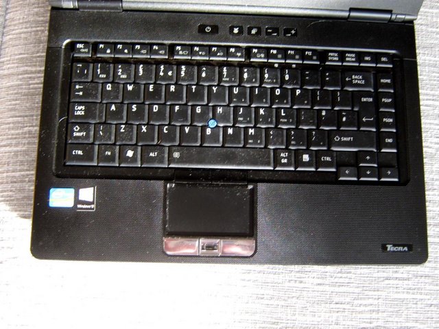 Image 2 of Toshiba Tecra m11 14" Laptop-/ update