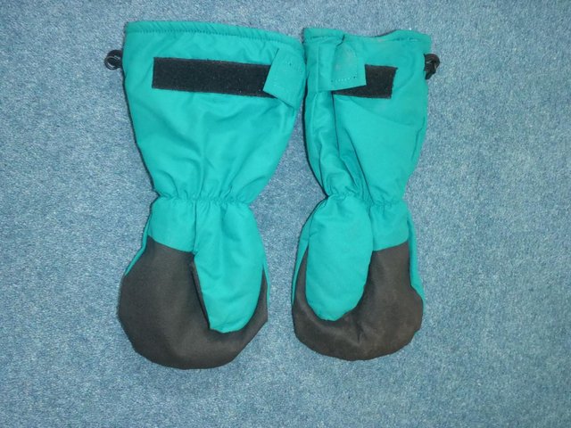 Image 2 of Ski Mittens Great quality junior size for teenager