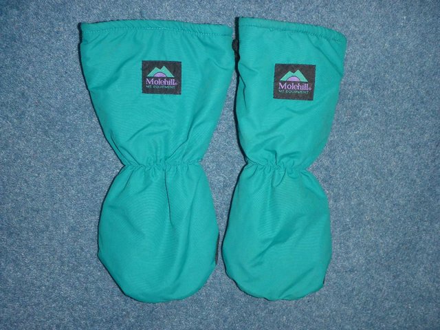 Image 3 of Ski Mittens Great quality junior size for teenager