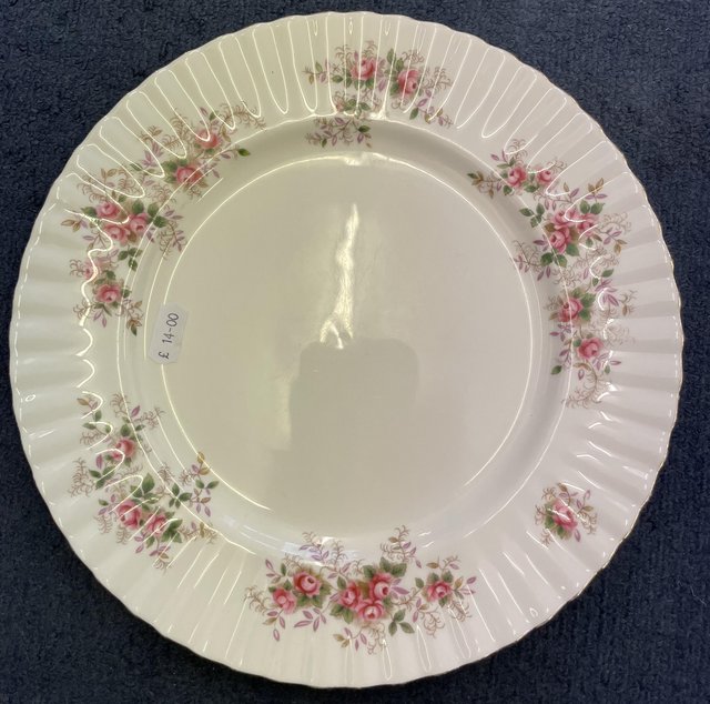 Preview of the first image of Royal Albert Lavender Rose Main Dinner Plate.