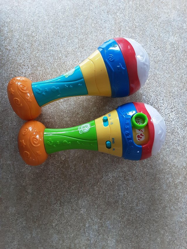 Preview of the first image of Leapfrog Counting Maracas English and French.