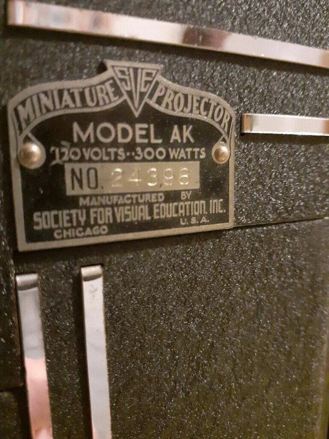 Image 2 of Vintage Picturol SVE Model AK 24398 Slide Projector