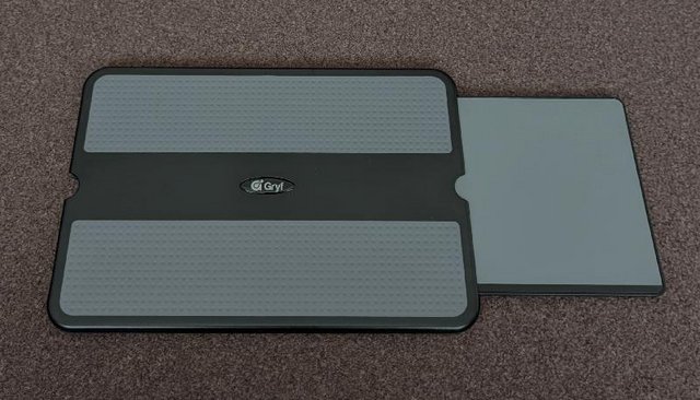 Image 3 of Gryf Portable Lap Pad/Laptop Desk with Retractable Mouse Pad
