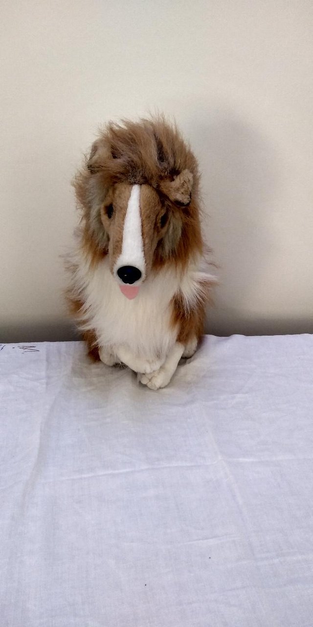 Image 2 of Furry toy dog in excellent condition
