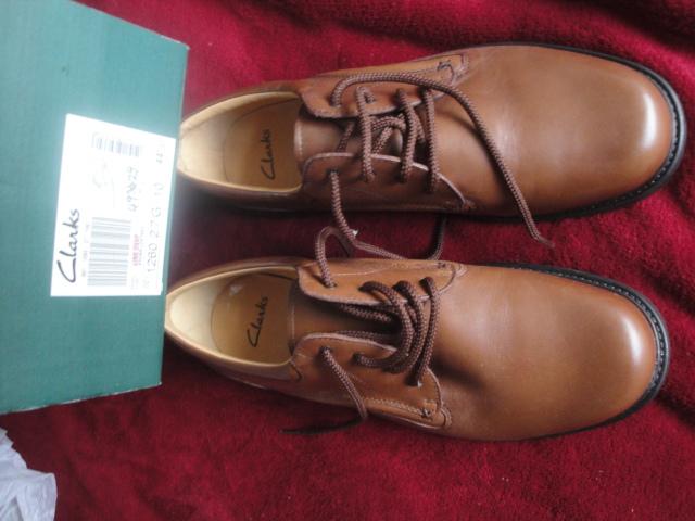 Preview of the first image of Clarks Shoes Mid Brown Leather Uppers Lace-up Size 10. C429..