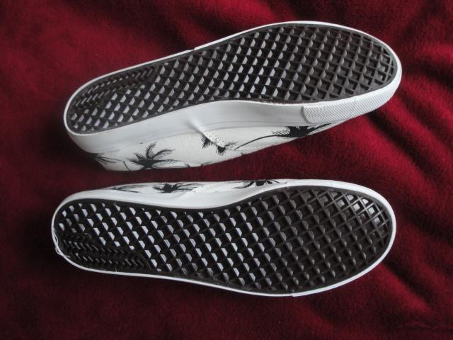 Image 2 of White Plimsoles / Beach Shoes with Black Tree Type Pattern.